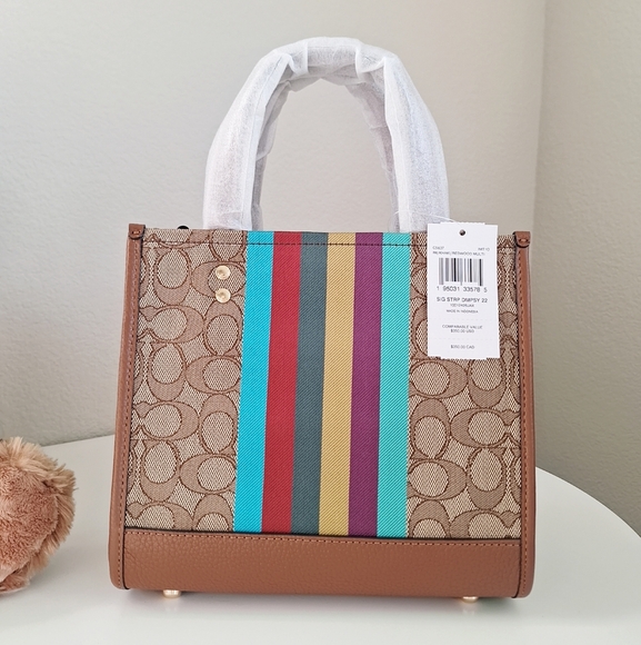 NWT Coach C5637 Dempsey Tote 22 Signature Jacquard Stripe Coach Patch Redwood - Picture 3 of 14